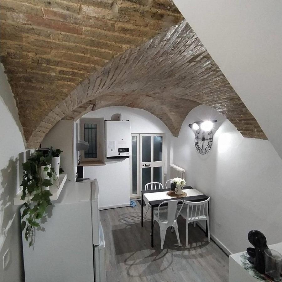 Casa In Centro Storico Vista Gran Sasso Apartman Atri Kültér fotó