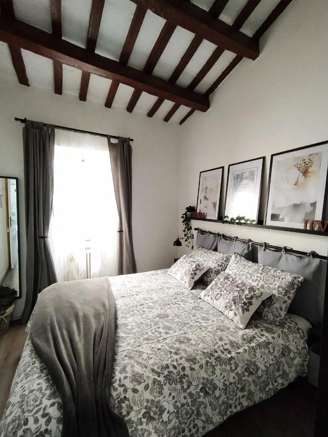 Casa In Centro Storico Vista Gran Sasso Apartman Atri Kültér fotó