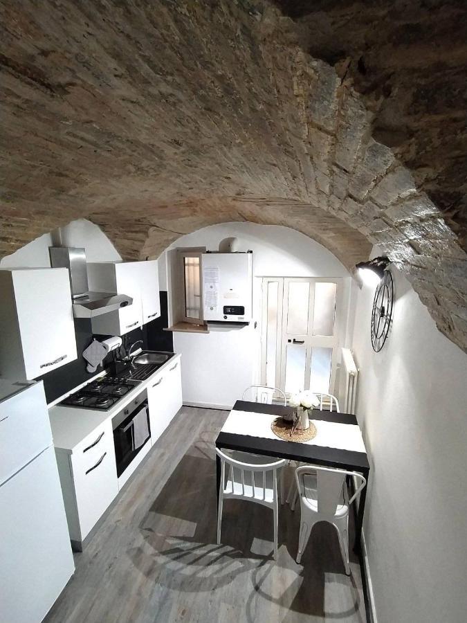 Casa In Centro Storico Vista Gran Sasso Apartman Atri Kültér fotó