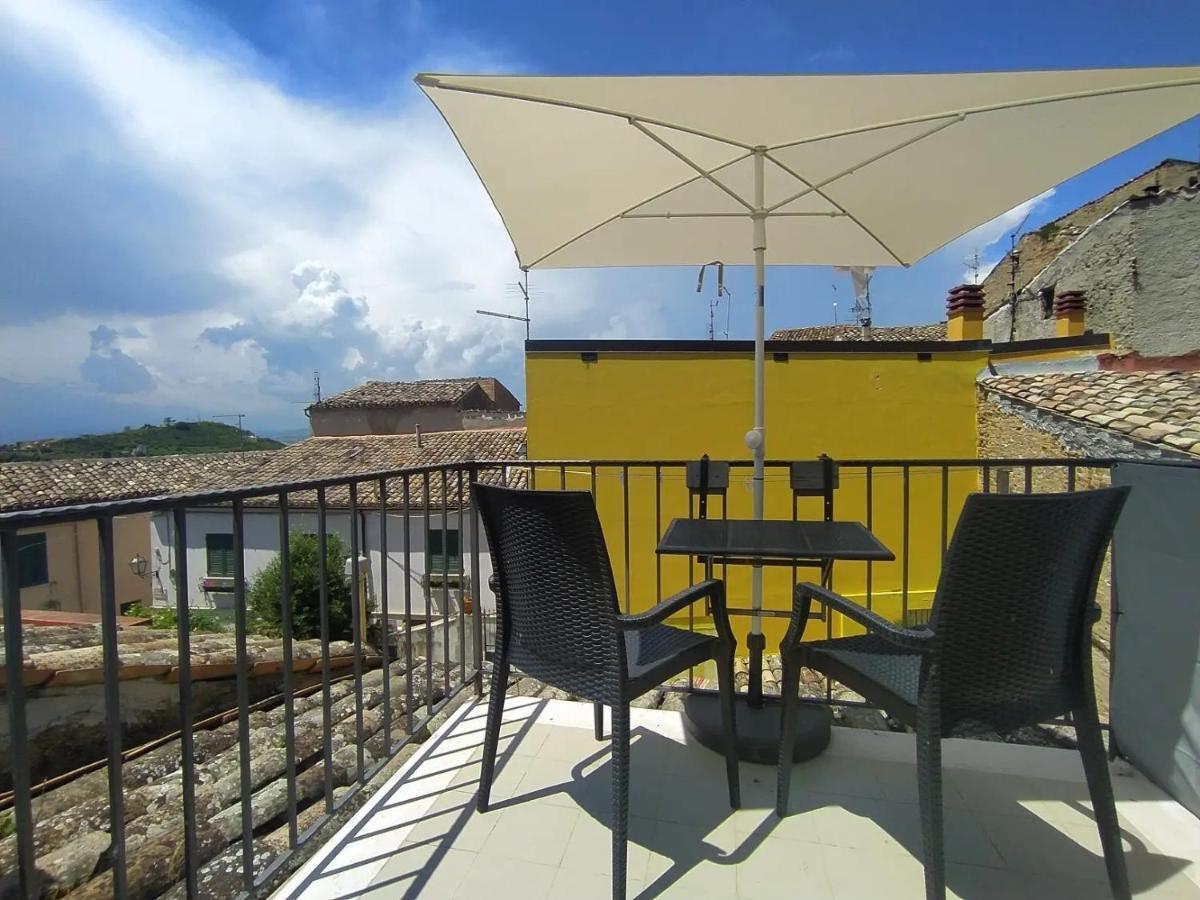 Casa In Centro Storico Vista Gran Sasso Apartman Atri Kültér fotó